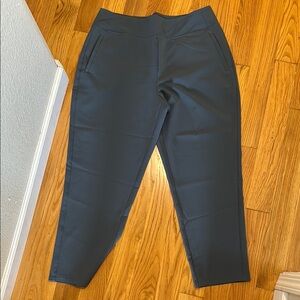 Athleta Stylish Blue/Gray Pants- active jogger style